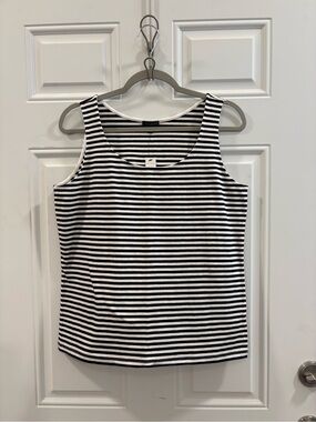 Talbots black & white tank top